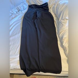 Mandala scrub maternity pants M (black)